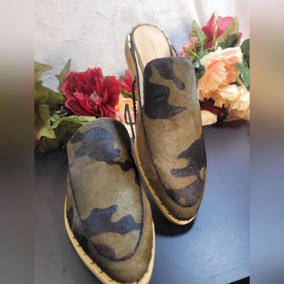 NIB Very Volatile Atwood Camo Slip On Shoe - Picture 8 of 13